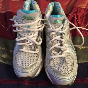 ASICS white/gray/turquoise tennis shoes